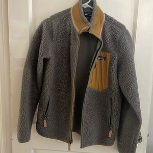 Womens Patagonia jacket.